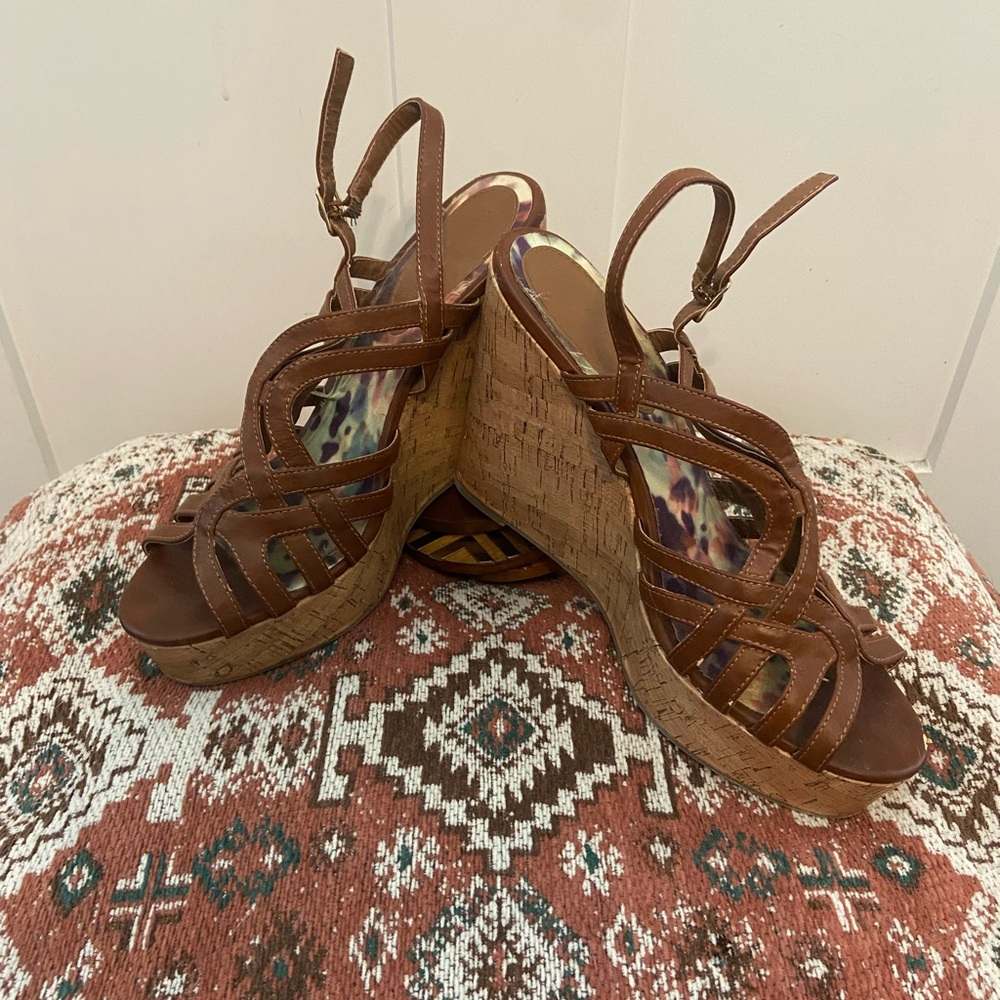 Madden Girl Wedges
